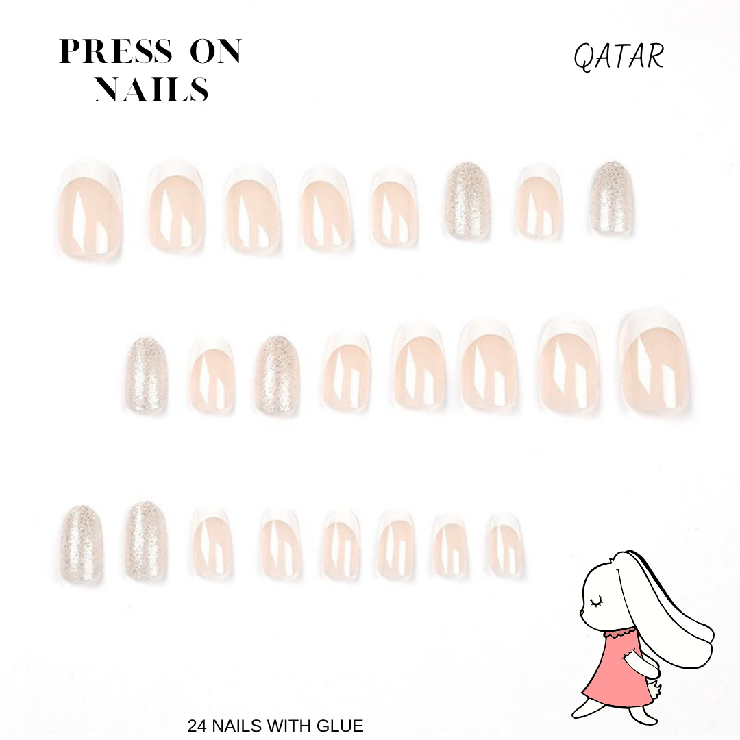 Press On Nails "Qatar"