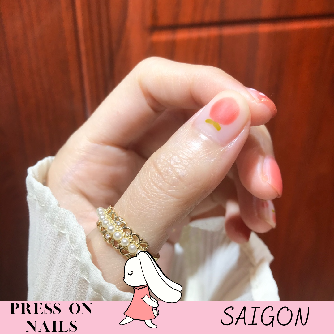 Press On Nails "Saigon"