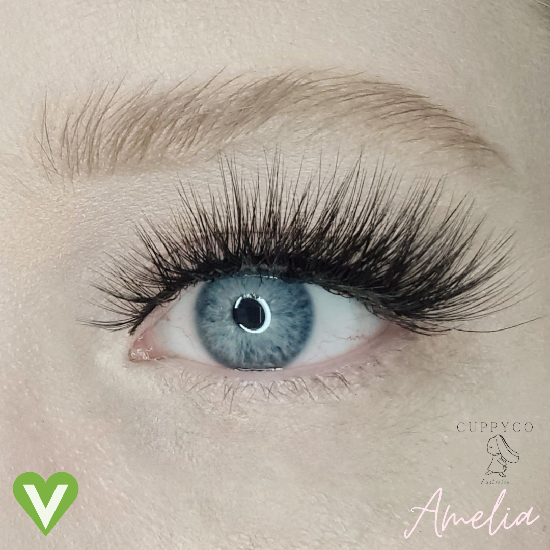 Lavish Lash "Amelia"